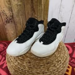美品　NIKE AIR JORDAN 10 RETROのサムネイル