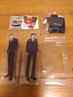 東方神起　アクリルスタンド　アクリルステッカー　クロス