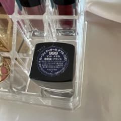 Dior ルージュ ディオール 999 マット メタル 口紅のサムネイル