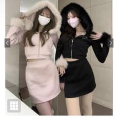 ファー付きパーカー×ミニスカートスウェットセットアップGRLのサムネイル