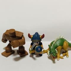 早いもの勝ち！】【値下げ交渉あり！】ドラゴンクエストフィギュア 3種