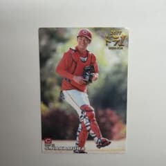 カルビー プロ野球カード 中村奨成 広島東洋カープ ドラ1 ルーキーカードのサムネイル