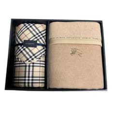 【メ0301-02】BURBERRY バーバリー ダウンケット＆ウール毛布セット メ0301-02】BURBERRY バーバリー ダウンケット＆ウール毛布セット