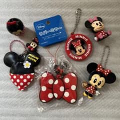 ディズニー ミニーちゃん ドット柄 キーホルダー ミラー フィギュア