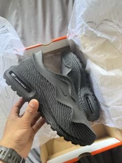AIRMAX 1000.2 ブラックスニーカーのサムネイル
