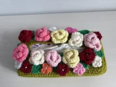 ハンドメイド ティッシュケースカバー 立体花モチーフのサムネイル