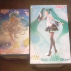 初音ミク フィギュア 2点セットのサムネイル