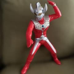 円谷プロ ウルトラマンタロウ ビックソフビ - メルカリ
