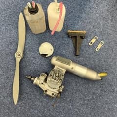 現状品 小川精機 OS MAX FX 91 RCパーツ マフラー E-4010 現状品 小川精機 OS MAX FX 91 RCパーツ マフラー E-4010 - メルカリ