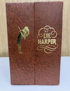 ジ*ル様 I.W. HARPER 130ヶ月熟成 樽型ボトル 古酒 ジ*ル様 I.W. HARPER 130ヶ月熟成 樽型ボトル 古酒 - メルカリ