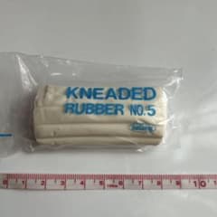 Holbein KNEADED RUBBER NO.5 消しゴムのサムネイル
