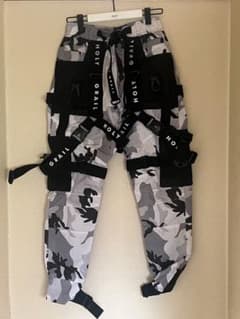 HOLY GRAIL スノーカモ カーゴパンツ HOLY GRAIL スノーカモ カーゴパンツ - メルカリ