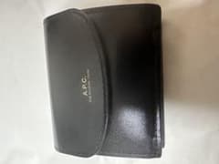 A.P.C. 三つ折り財布 ブラックのサムネイル