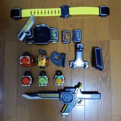 仮面ライダー鎧武 戦極ドライバー ロックシード付きのサムネイル