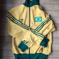 adidasジャージのサムネイル
