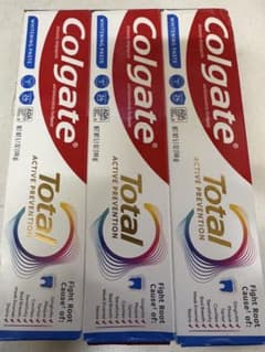 Colgate Total Active Prevention 3本セットのサムネイル