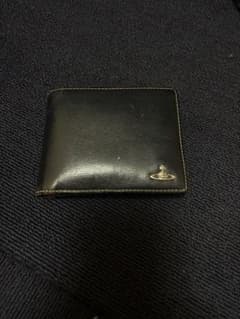 レザー二つ折り財布 黒×赤