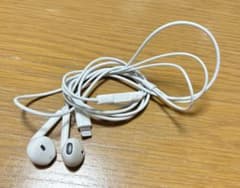 iPhone純正イヤホンEarPods（ライトニング端子）のサムネイル