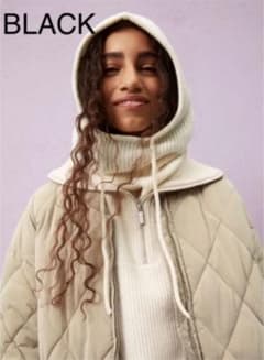 H&M ニット　バラクラバ　ブラックのサムネイル