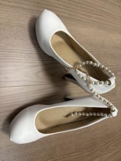 ホワイト パールストラップ ハイヒールのサムネイル