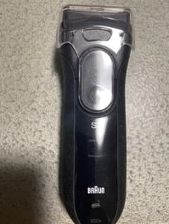 BRAUN Series 3 3020s メンズ電気シェーバー 本体のサムネイル