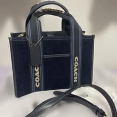 COACH デニム スミストートバッグ24 - メルカリ