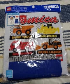 【新品未使用】トミカ パジャマ 100のサムネイル