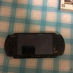 PSP ジャンク品　ソフト付きのサムネイル