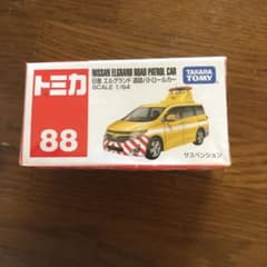 トミカ 88 日産 エルグランド 道路パトロールカー箱のサムネイル