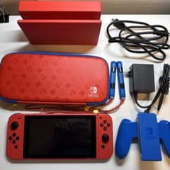 Nintendo Switch 本体 マリオレッド×ブルー セットのサムネイル