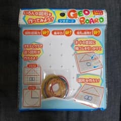 ジオボード 　知育玩具 　手先の器用さ 形をとらえる力 集中力アップ 右脳のサムネイル