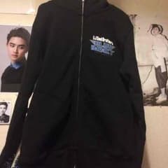 三代目 パーカー 。おみがん様専用のサムネイル