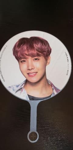 BTS ホソク　wingsのサムネイル