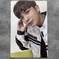 ATEEZ ジョンホ トレカ THE WORLD EP.1 : MOVEMENT - メルカリ