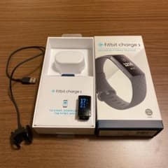 フィットビット　チャージ３　fitbit charge3 (ジャンク品)のサムネイル