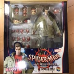 MAFEX ピーター・パーカー(スパイダーバース) スパイダーマン　マフェックスのサムネイル