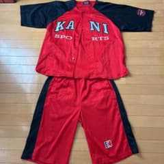 カールカナイ　セットアップ　カナイスポーツのサムネイル