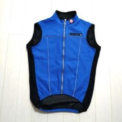 最終値下げ！エチュオンド ETXE-ONDO サイクリングベストのサムネイル