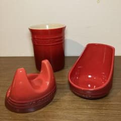 ル・クルーゼのレードル（お玉立て）リッド（蓋立て）とユーテンシル(調理器具入れのサムネイル