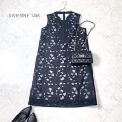 【美品】 Vivienne Tam ノースリーブレースカットソー 0 総柄 青 VIVIENNE TAM ヴィヴィアンタム ノースリーブ 総柄 チュール ドレス
