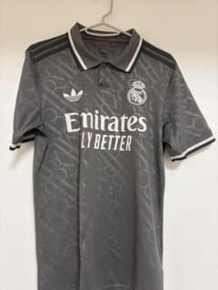 Real Madrid adidas サードユニフォームのサムネイル
