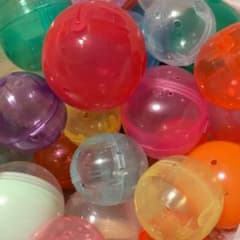 ガチャガチャ 空カプセル サイズ色々セット 100個のサムネイル