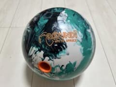 ROUND1 WHITE SPRUCE ボウリングボール 12ポンド - メルカリ