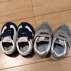 二足セット　ミキハウス×MIZUNO　new balanceのサムネイル