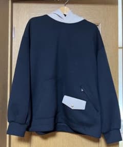 CULLNI フーディーのサムネイル