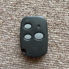 LIXIL（TOEX） オーバーゲート リモコン送信機 KYZ77 - メルカリ