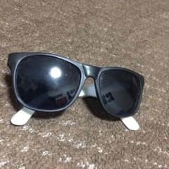thrasher サングラス 早いもの勝ちのサムネイル