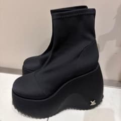 YELLO TOKYO BLACK PLATFORM SHORT BOOTS M - メルカリ