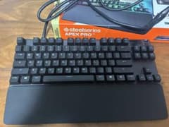 SteelSeries Apex Pro 英語配列 キーボード ラピッドトリガー - メルカリ