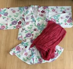 【120】女の子 浴衣 セパレートタイプ 帯付き 花柄 夏祭りのサムネイル